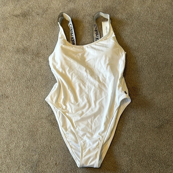 Calvin Klein White Swimsuit NWT XL - Picture 1 of 4